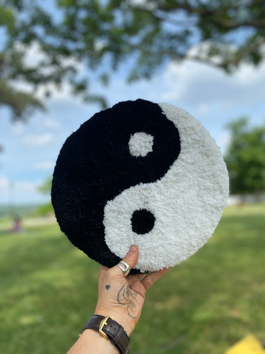 Ying-Yang Wall Spinner